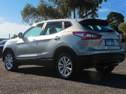 2015 Nissan QASHQAI ST