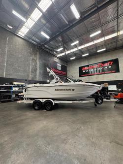2026 MasterCraft XT22 T