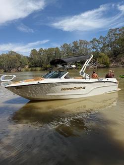 2026 MasterCraft XT22 T