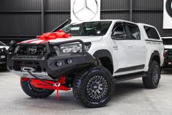 2022 Toyota Hilux SR