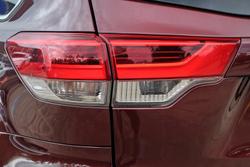 2017 Toyota Kluger Grande