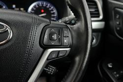 2017 Toyota Kluger Grande
