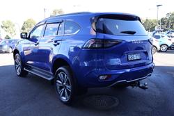 2023 Isuzu MU-X LS-T