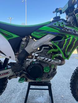 2010 Kawasaki KX450F Green