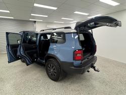 2025 Toyota Landcruiser Prado Altitude GDJ251R 4X4 Dual Range Ningaloo Blue/Grey Roof