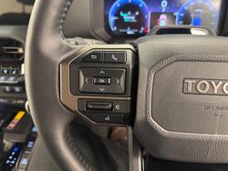 2025 Toyota Landcruiser Prado Altitude GDJ251R 4X4 Dual Range Ningaloo Blue/Grey Roof