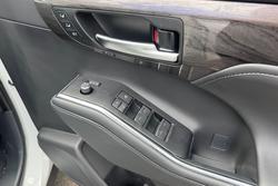 2025 Toyota Kluger Grande AXUH78R 4X4 On Demand Frosted White