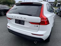 2020 Volvo XC60 D4 Momentum