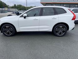 2020 Volvo XC60 D4 Momentum