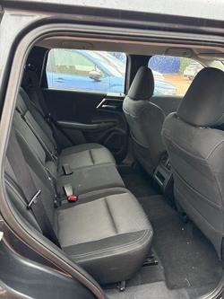 2024 Mitsubishi Outlander ES