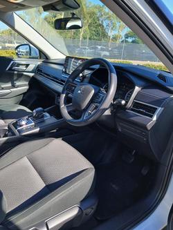 2023 Mitsubishi Outlander ES