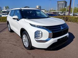 2023 Mitsubishi Outlander ES