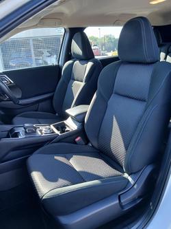 2023 Mitsubishi Outlander ES