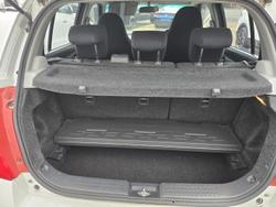 2009 Suzuki Swift RE4