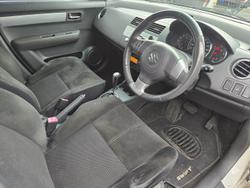 2009 Suzuki Swift RE4