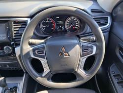 2022 Mitsubishi Triton GLX+