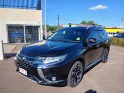 2017 Mitsubishi Outlander PHEV Exceed