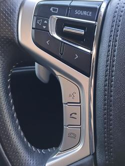 2017 Mitsubishi Outlander PHEV Exceed
