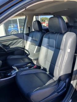 2017 Mitsubishi Outlander PHEV Exceed
