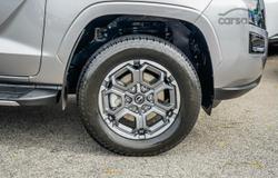 2026 Nissan Navara ST-X D27 MY26 4X4 Dual Range Summit Silver