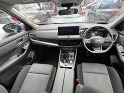 2026 Nissan Navara ST D27 MY26 4X4 Dual Range Blizzard White
