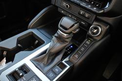 2025 Toyota Landcruiser Prado VX