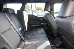 2025 Toyota Landcruiser Prado VX