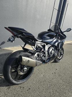 2022 Yamaha YZF-R1 R1 Black