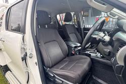 2023 Toyota Hilux SR5 GUN126R 4X4 Dual Range Glacier White