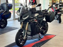2026 BMW Motorrad S 1000 XR Sport S 1000 Green