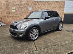 2010 MINI Hatch John Cooper Works R56 Eclipse Grey
