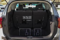 2025 Kia Carnival S