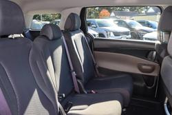 2025 Kia Carnival S
