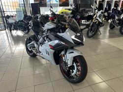 2026 CFMOTO 675SR-R