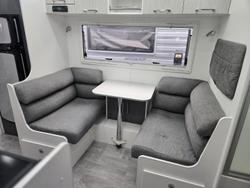 2018 New Age Caravans Manta Ray 18 Er