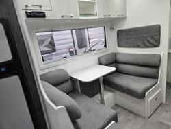 2018 New Age Caravans Manta Ray 18 Er