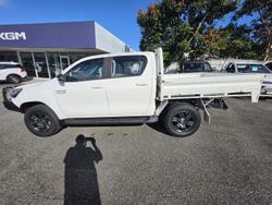 2023 Toyota Hilux SR