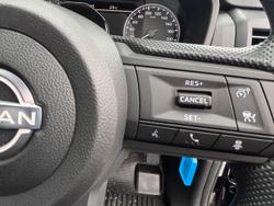 2026 Nissan Navara SL D27 MY26 4X4 Dual Range Midnight Black