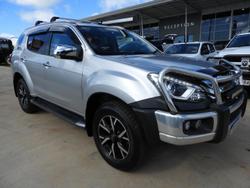 2020 Isuzu MU-X LS-T