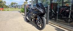 2025 Yamaha YZF-R7LA BLACK