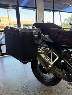 2018 BMW Motorrad R1200 GS ADVENTURE Red