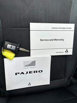 2017 Mitsubishi Pajero GLS