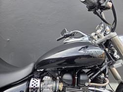 2011 Triumph BONNEVILLE BLACK