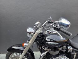 2011 Triumph BONNEVILLE BLACK