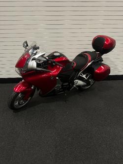 2010 Honda VFR1200F Red