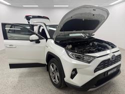 2019 Toyota RAV4 GXL AXAH52R White