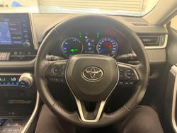 2019 Toyota RAV4 GXL AXAH52R White