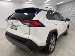 2019 Toyota RAV4 GXL AXAH52R White