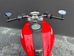 2008 Ducati MONSTER 696 RED