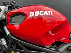 2008 Ducati MONSTER 696 RED